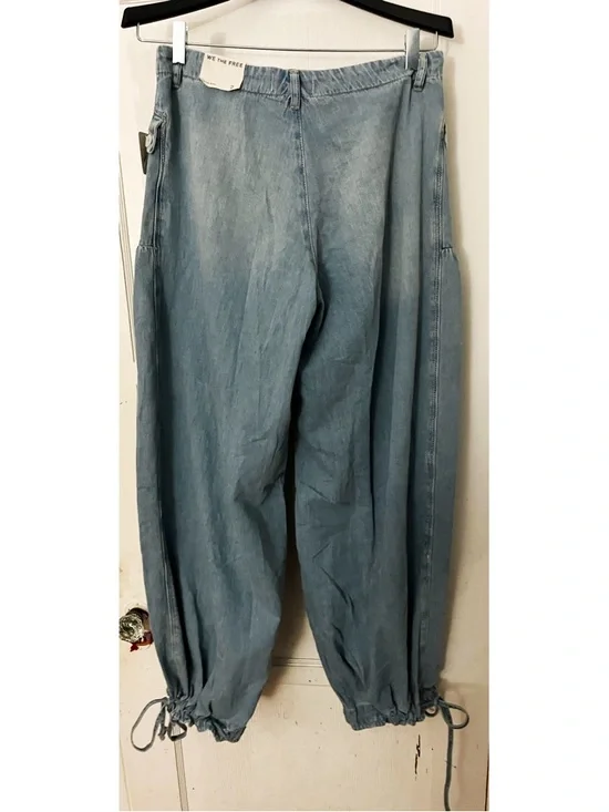 Free People / We The Free Lotus Balloon Jeans - Picture 4 of 5